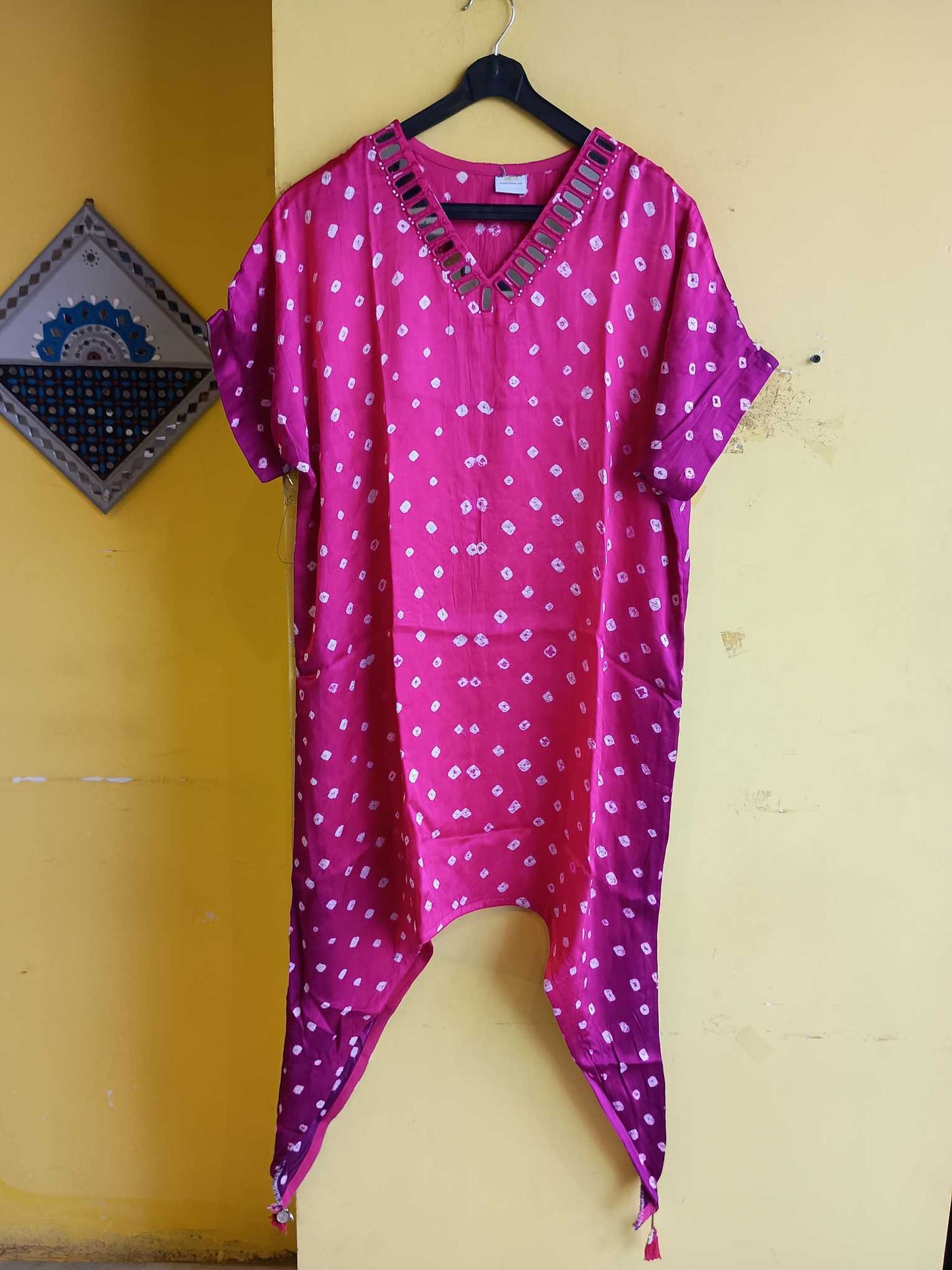 "Tashvi" Modal bandhni kaftan style kurti