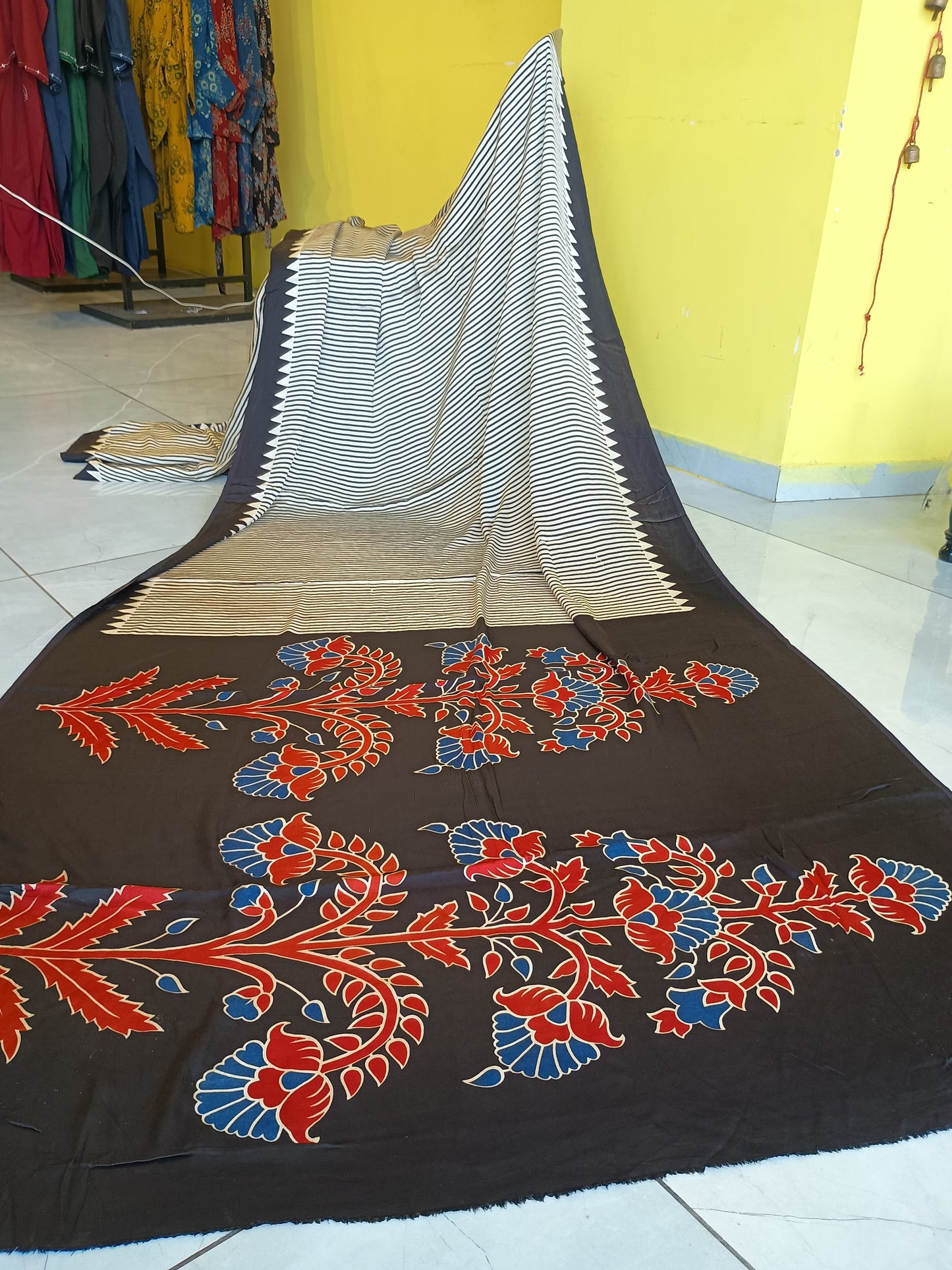 ''Raahi'' new modal silk saree