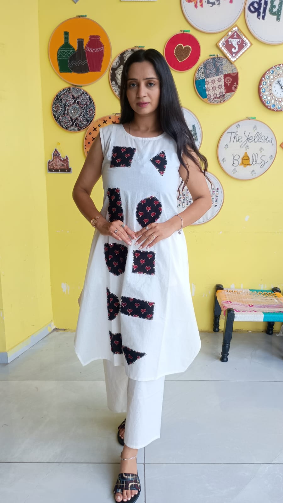 "Pragya" White Plain patch work new co-ord set