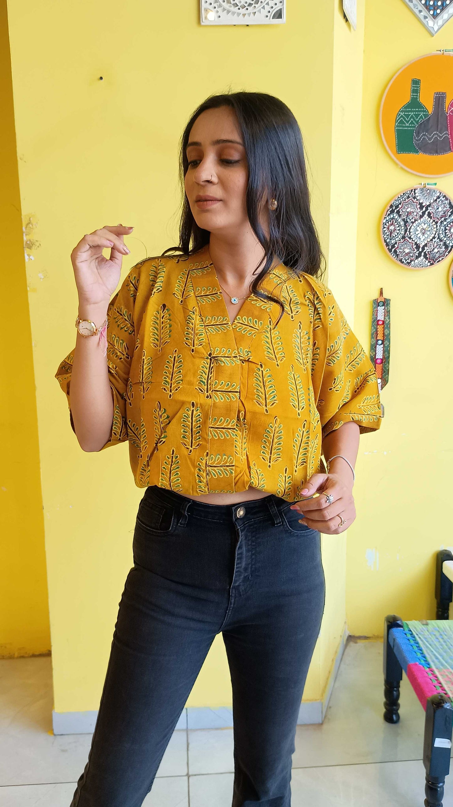 *adhya* natural rayon balloon top