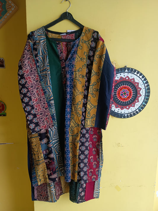 *Aarohi* Natural multi patti work high low unisex kurta