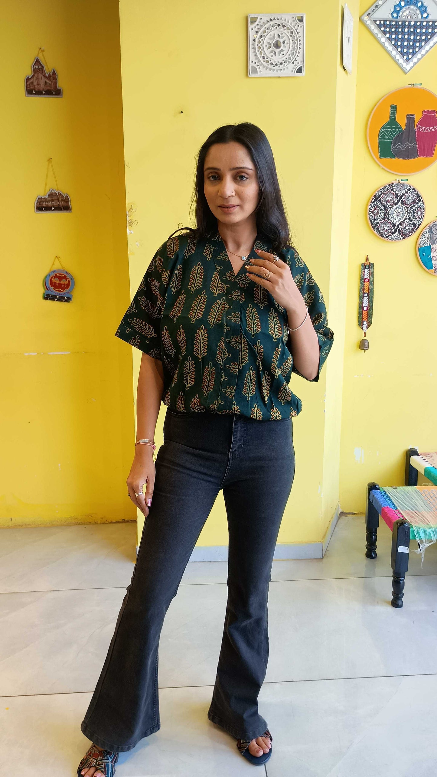 *adhya* Green natural rayon balloon top