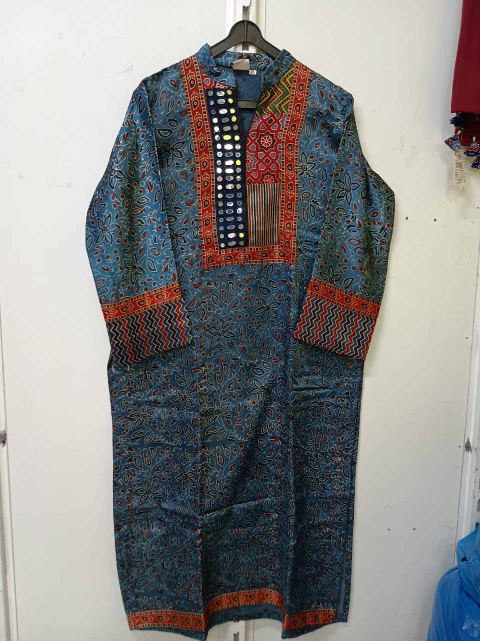 "Naity" mashroo mirror work kurti