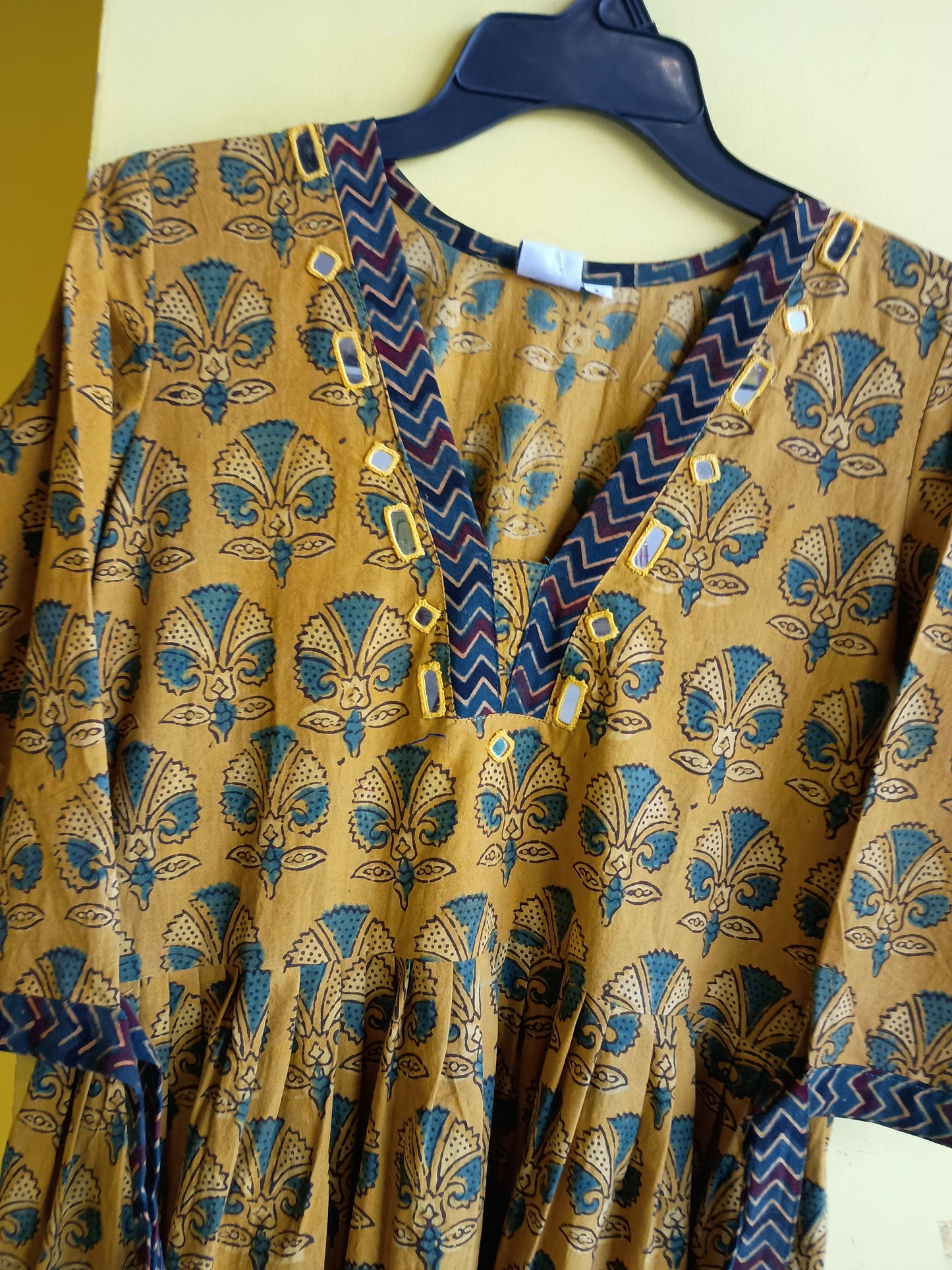 "Aarvi"natural handblock cotton frock style kurti