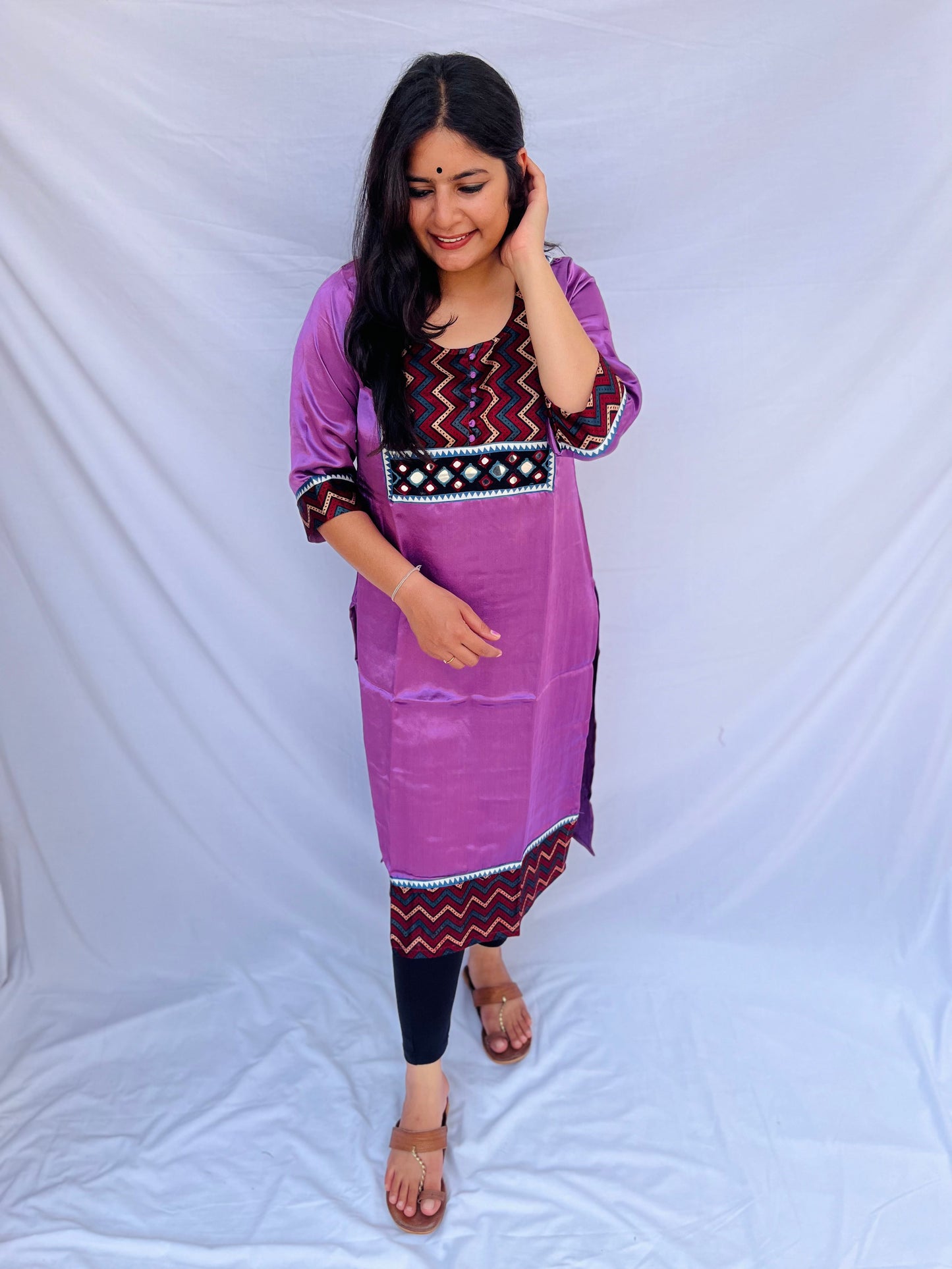 "Naity" Plain mashru handmirror work kurti