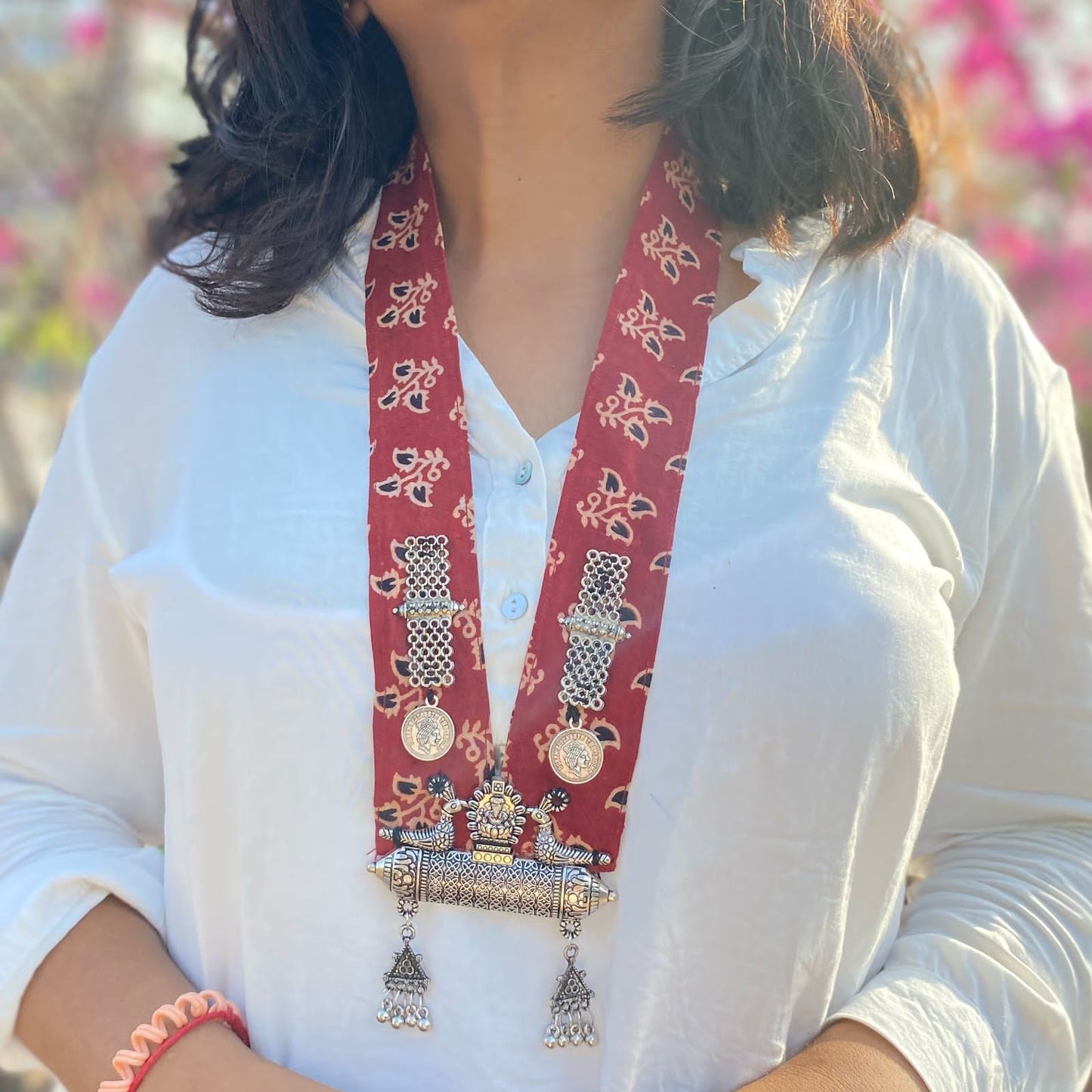 "Saachi" oxidied long neck piece