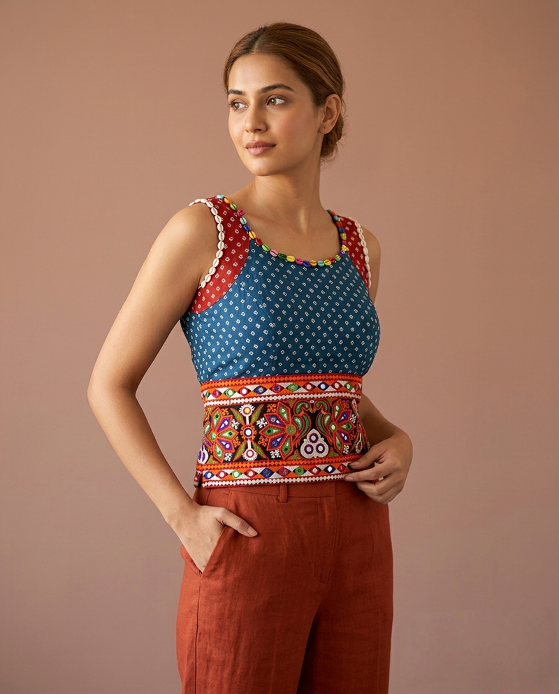 Bandhani Print sleeveless Kamkha