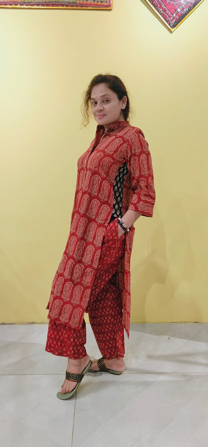 "Satarupa" Ajrakh cotton kurti pant set