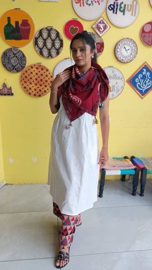 "Lavanya"Plain with natural cotton kurti pant set with scarf
