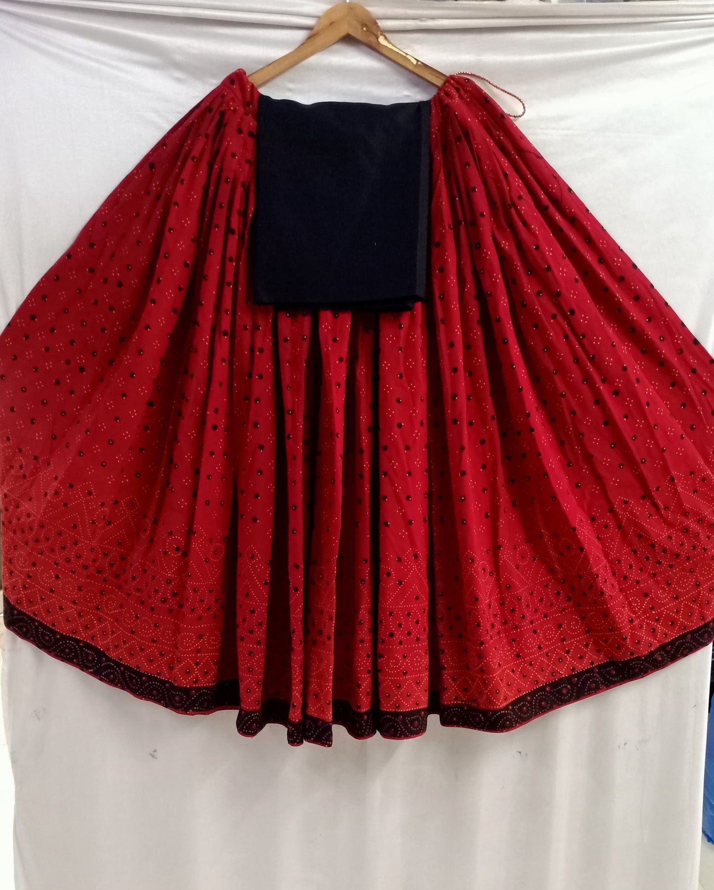 Navratri special cotton skirt with blouse piece