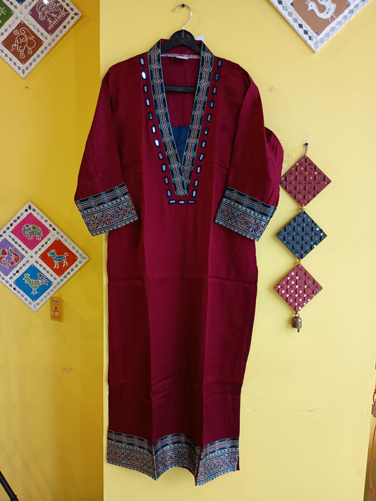 ''ASHITA''PLAIN MODAL KURTI