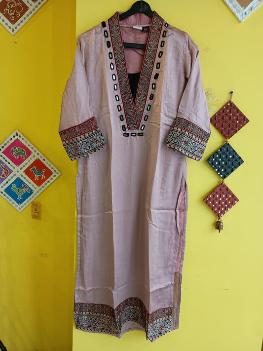 ''ASHITA'' PLAIN MODAL KURTI