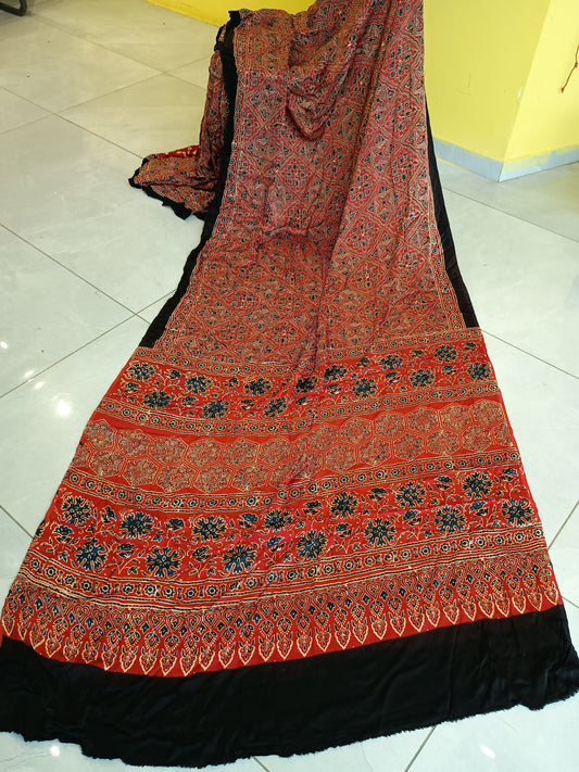 ''Raahi'' ajrakh print modal saree