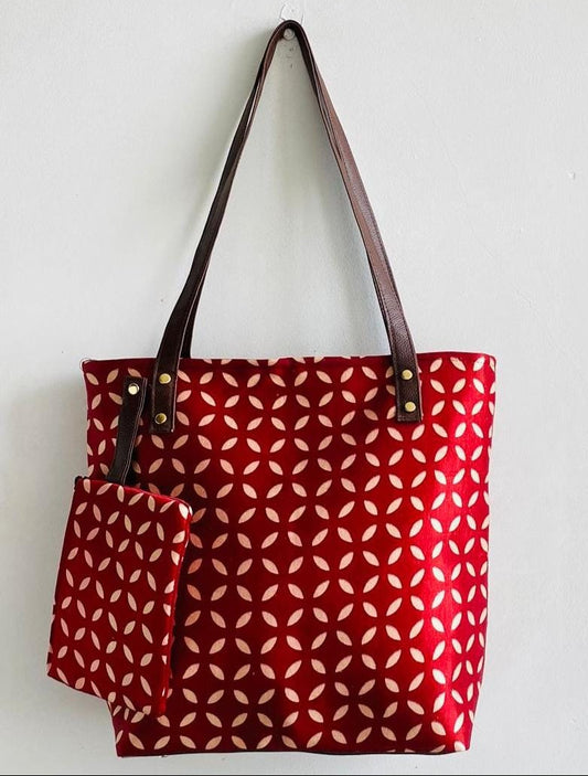 ''Richa'' handcrafted shoulder bag