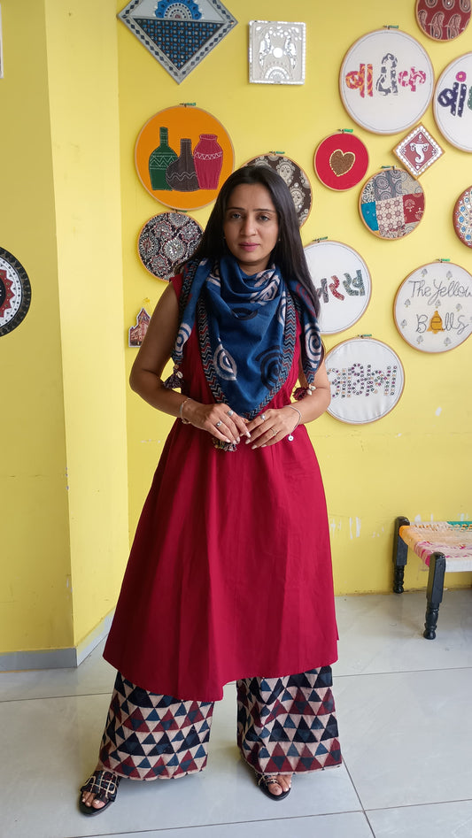 "Lavanya"Plain with natural cotton kurti pant set with scarf