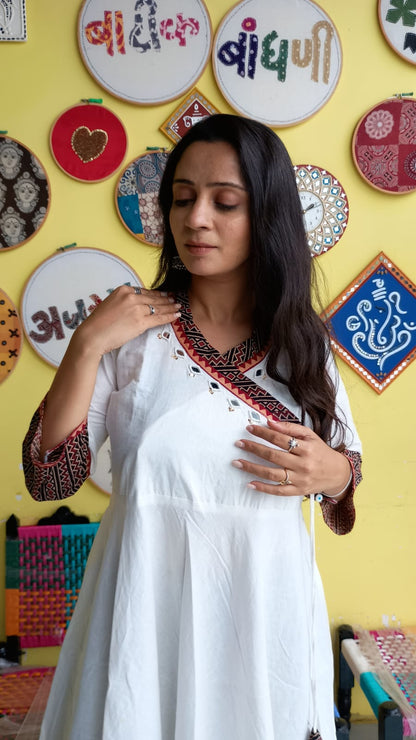 "Nish"White plain cotton kedia style kurti