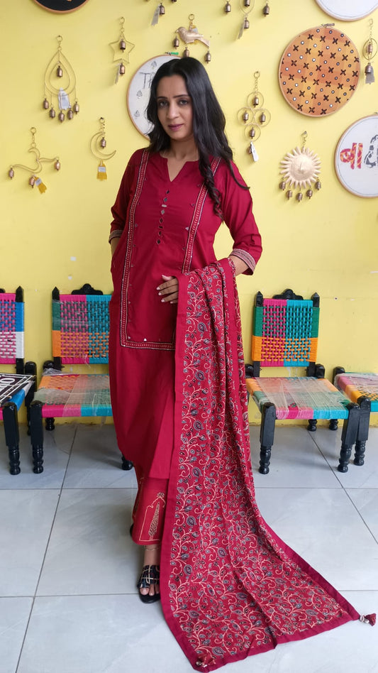 "Anika"Plain cotton mirror work kurti pant set with natural cotton dupatta