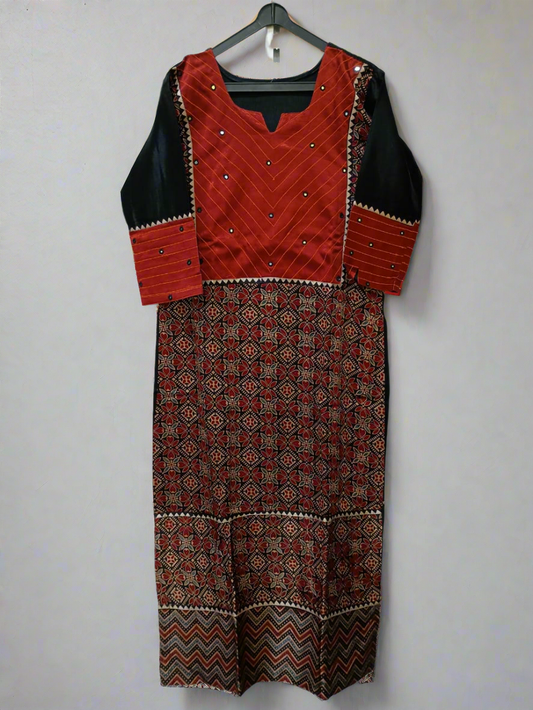 "Naity" mashroo mirror work kurti