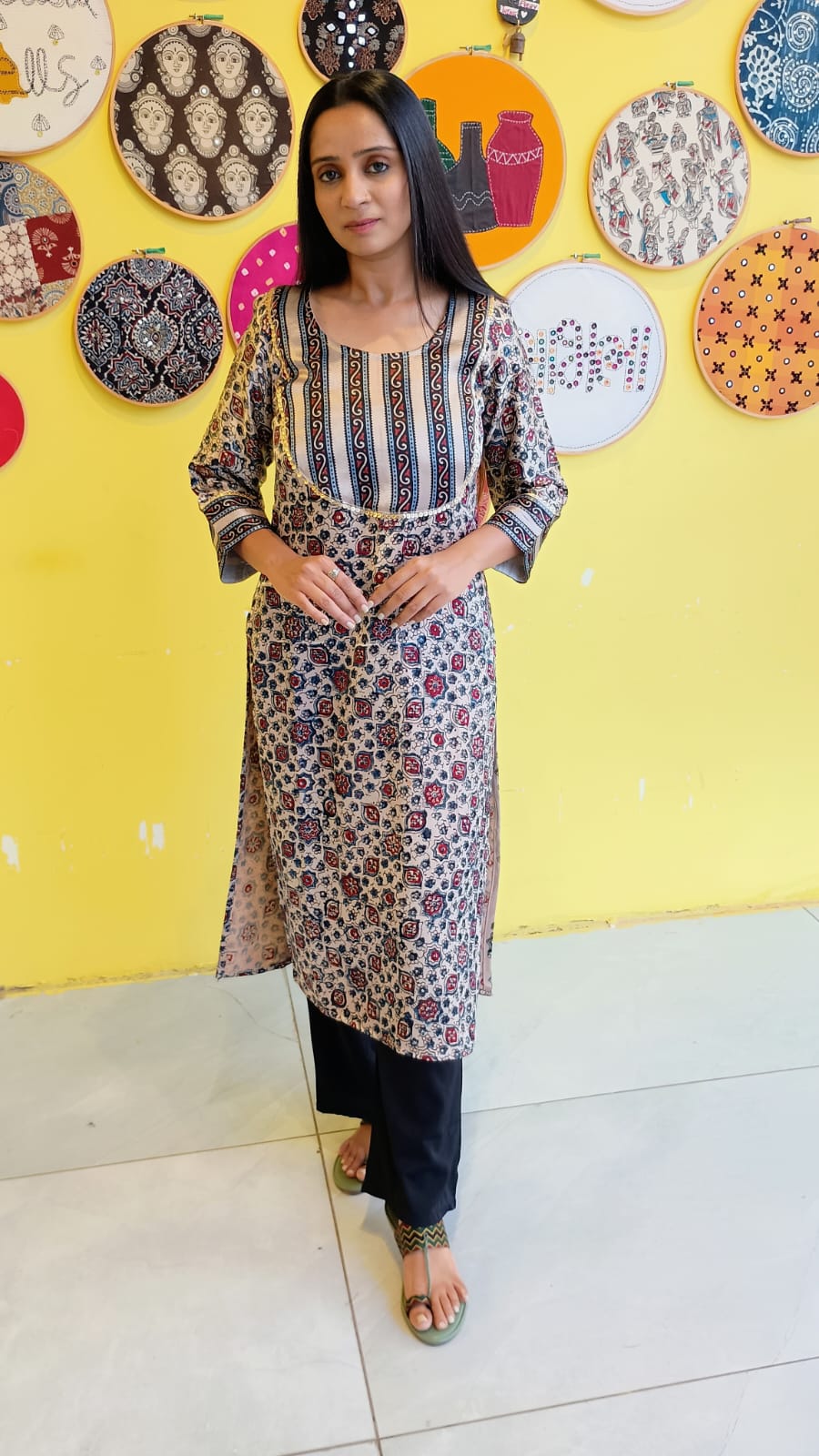 ''Naity'' mashroo kurti