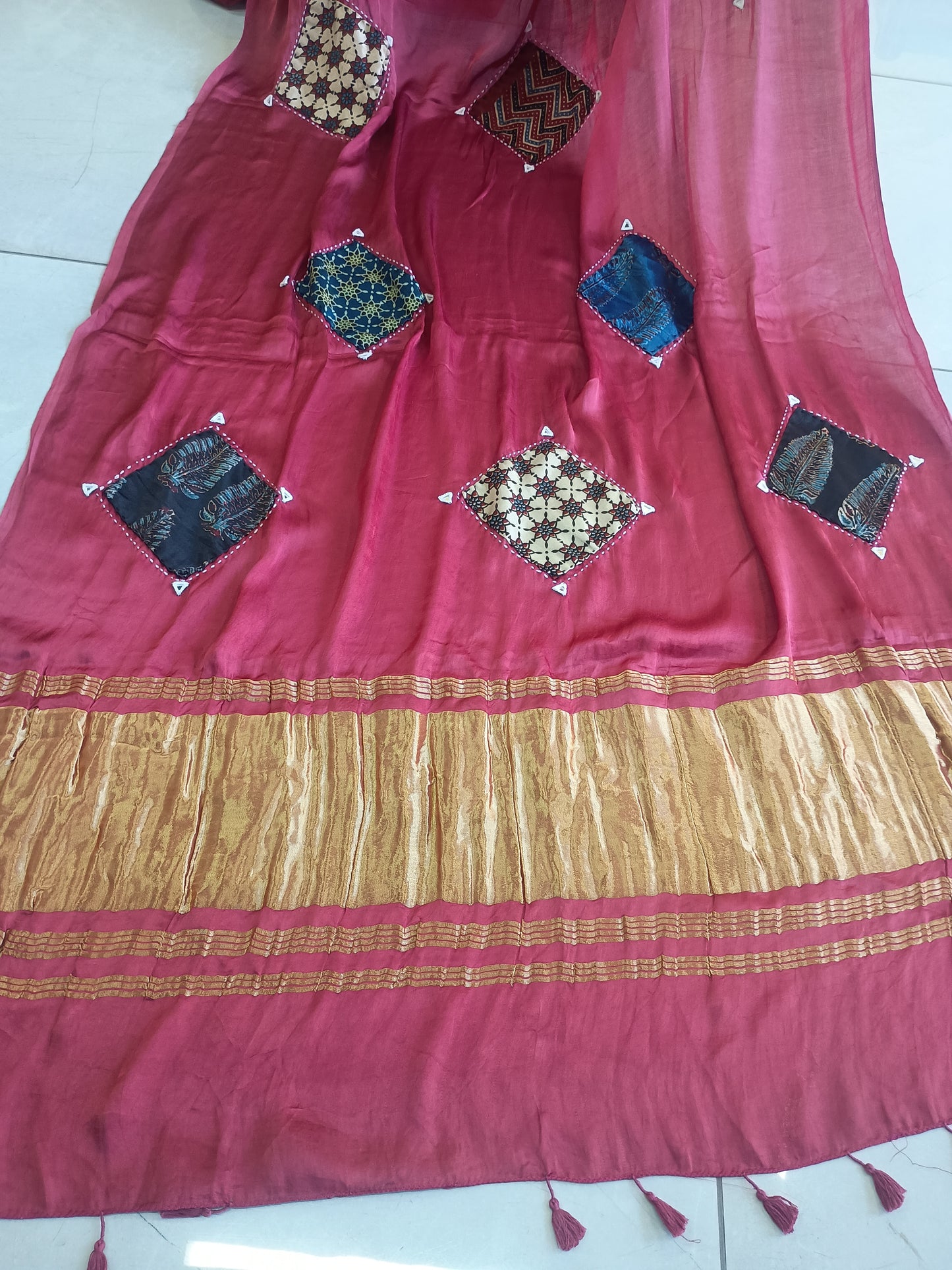 *Reya*Modal patch work tc pallu saree