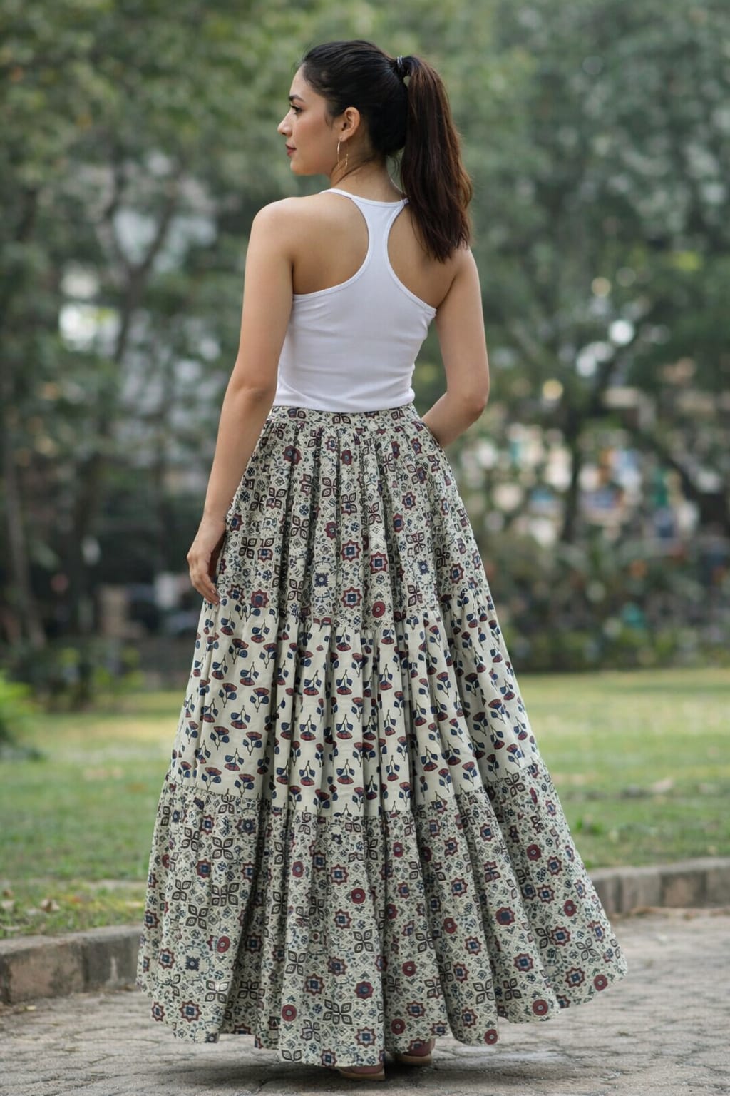 "Neer" New Semi natural cotton 3 layer skirt