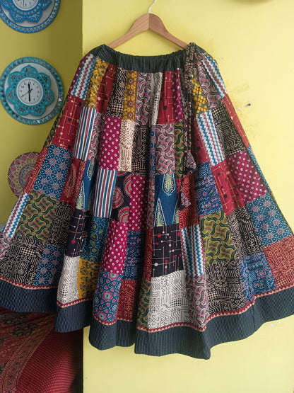 MULTI PATCH WORK COTTON SKIRT