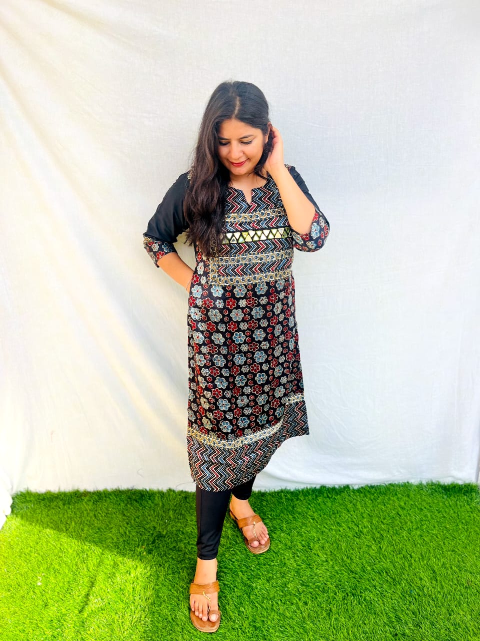 "Naity" Black mashroo kurti