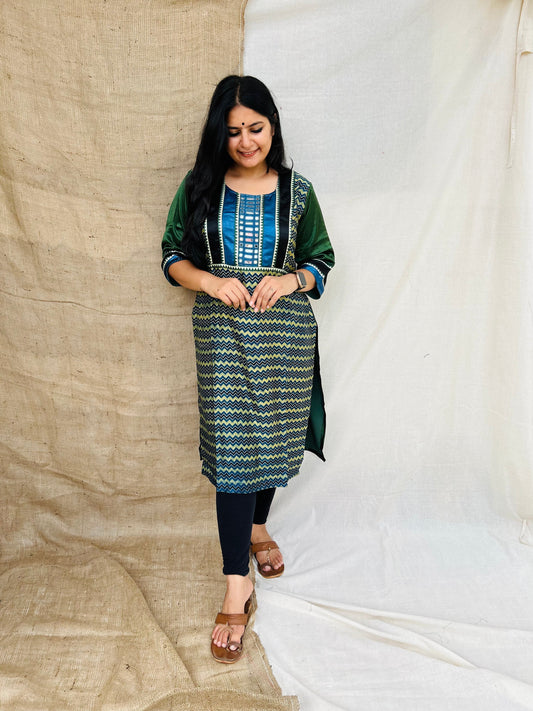 "naity"mashroo mirror work border kurti