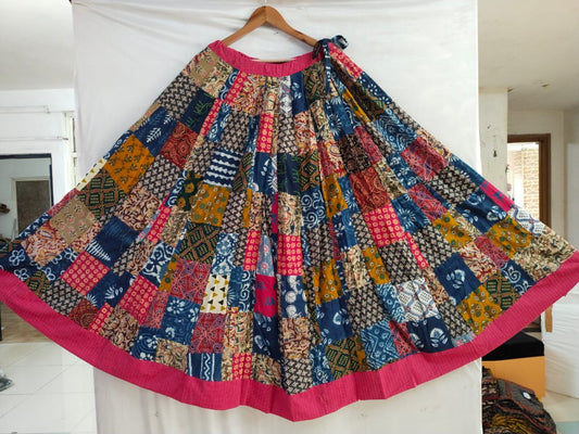 "aarya" multicolor pink border skirt