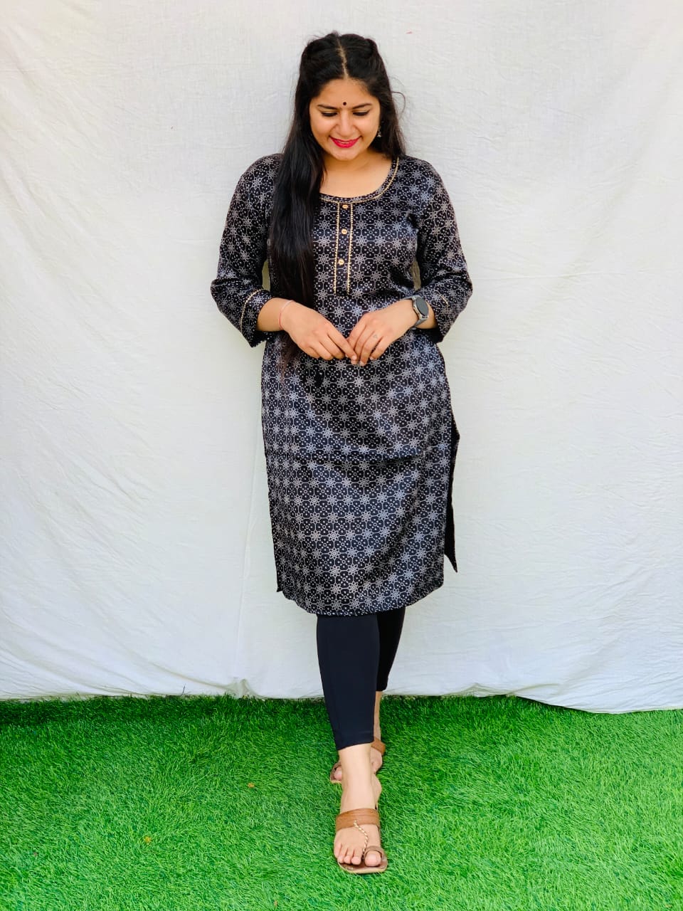 'Kavya' Mashroo long straight kurti